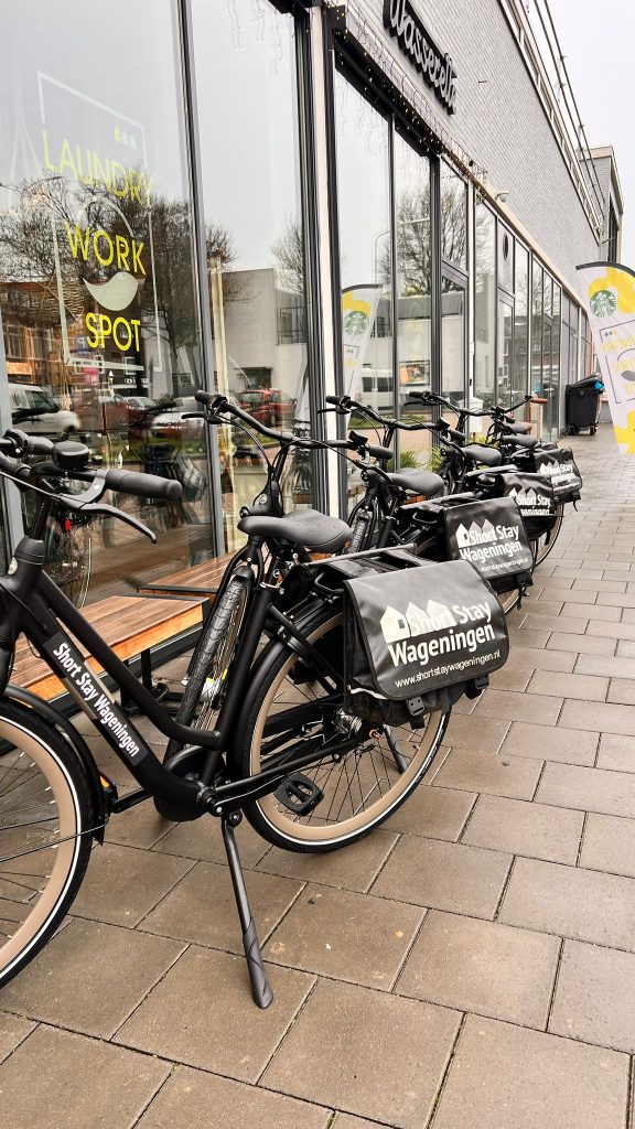 Cycling in Wageningen: Especially for our guests we offer the possibility to rent a comfortable Short Stay wageningen bicycle. A good bicycle, either new or second hand, is certainly no luxury.